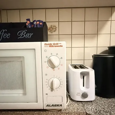 Zentrale - Gemeinschaftskueche & Badezimmer - Free Wifi