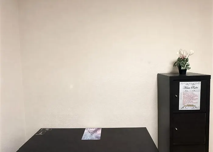 Guest house Zentrale - Gemeinschaftskueche & Badezimmer - Free Wifi