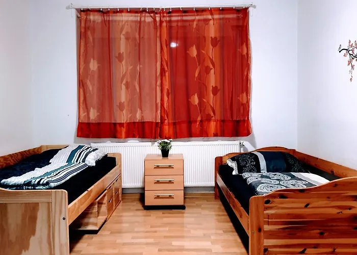 Zentrale - Gemeinschaftskueche & Badezimmer - Free Wifi Guest house Halle (Saale)