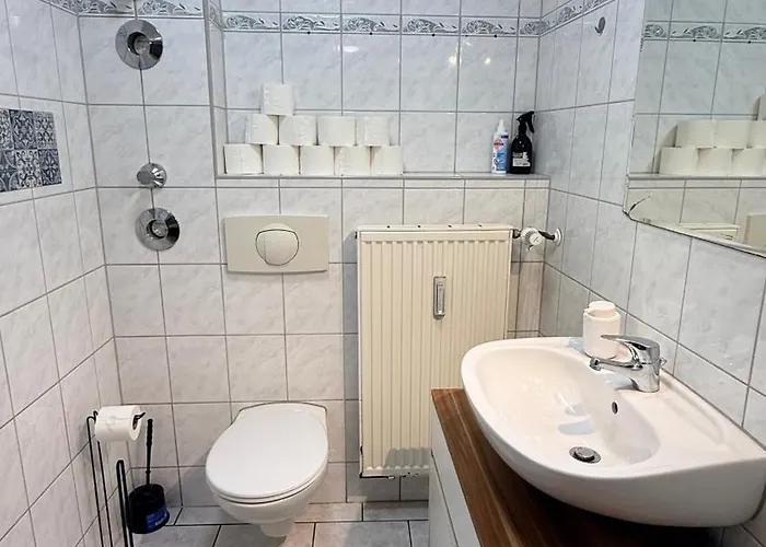 Zentrale - Gemeinschaftskueche & Badezimmer - Free Wifi * Halle (Saale)